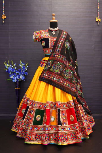 Navratri Traditional Beautiful Handmade Bangadi mirror Work Lehenga Choli