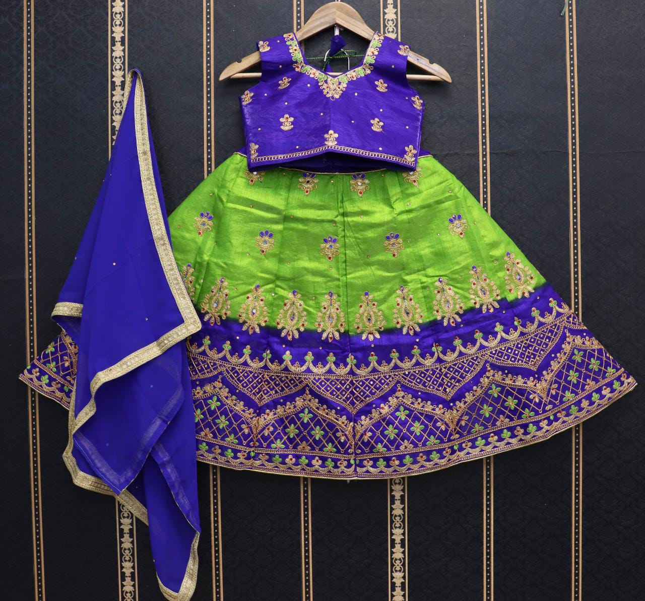 PADDING KIDS LEHENGA Anantexports