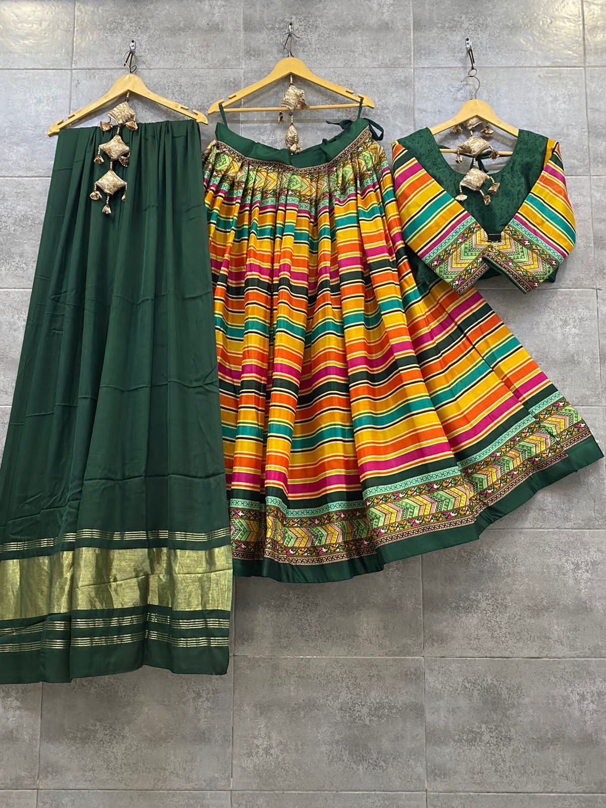 Lahenga Choli Anantexports