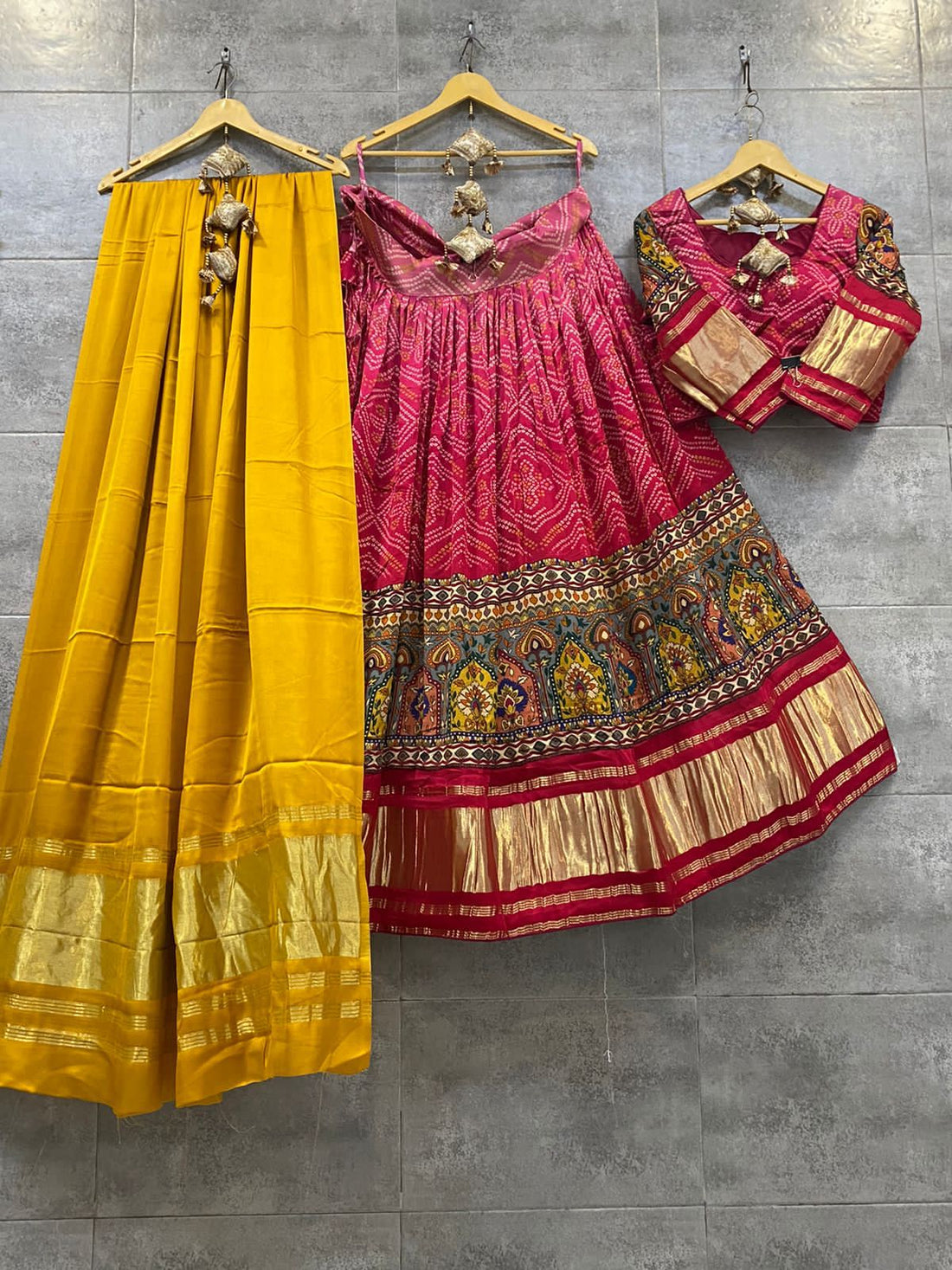 Pure gaji silk Navratri chaniya choli Anantexports