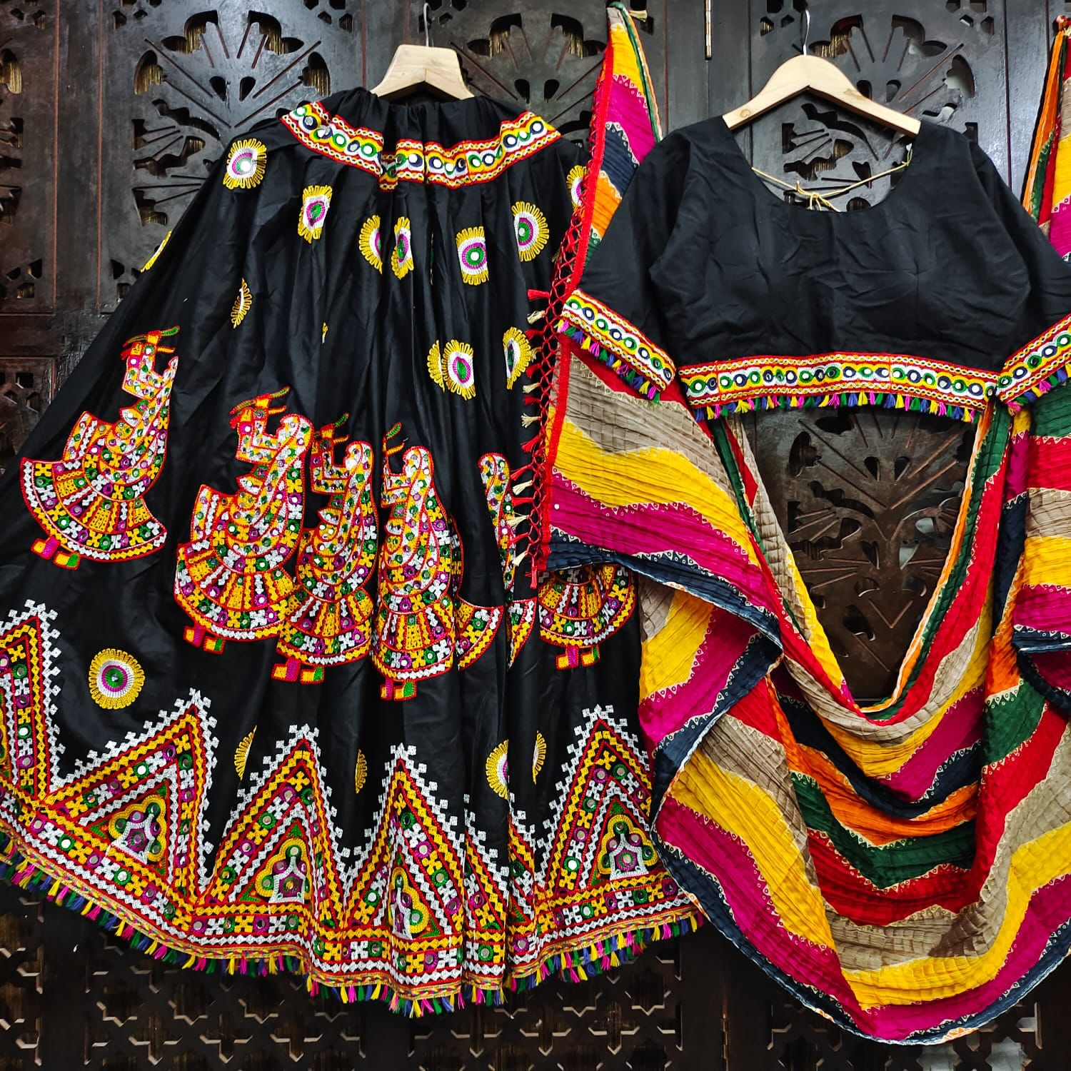 Navratri Lehenga Choli Khelaiyo Vol-1 Anant Tex Exports Private Limited