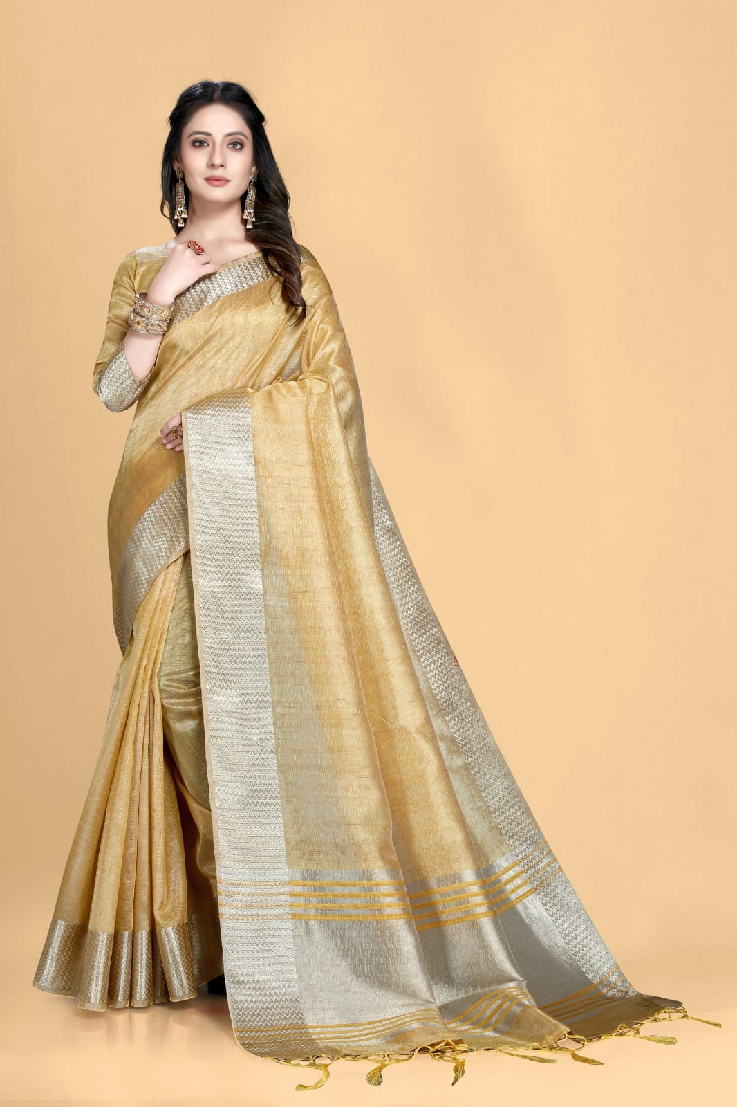 WoodenTant Women's Pure Khadi Cotton Handloom Printed Saree in Multicolor.