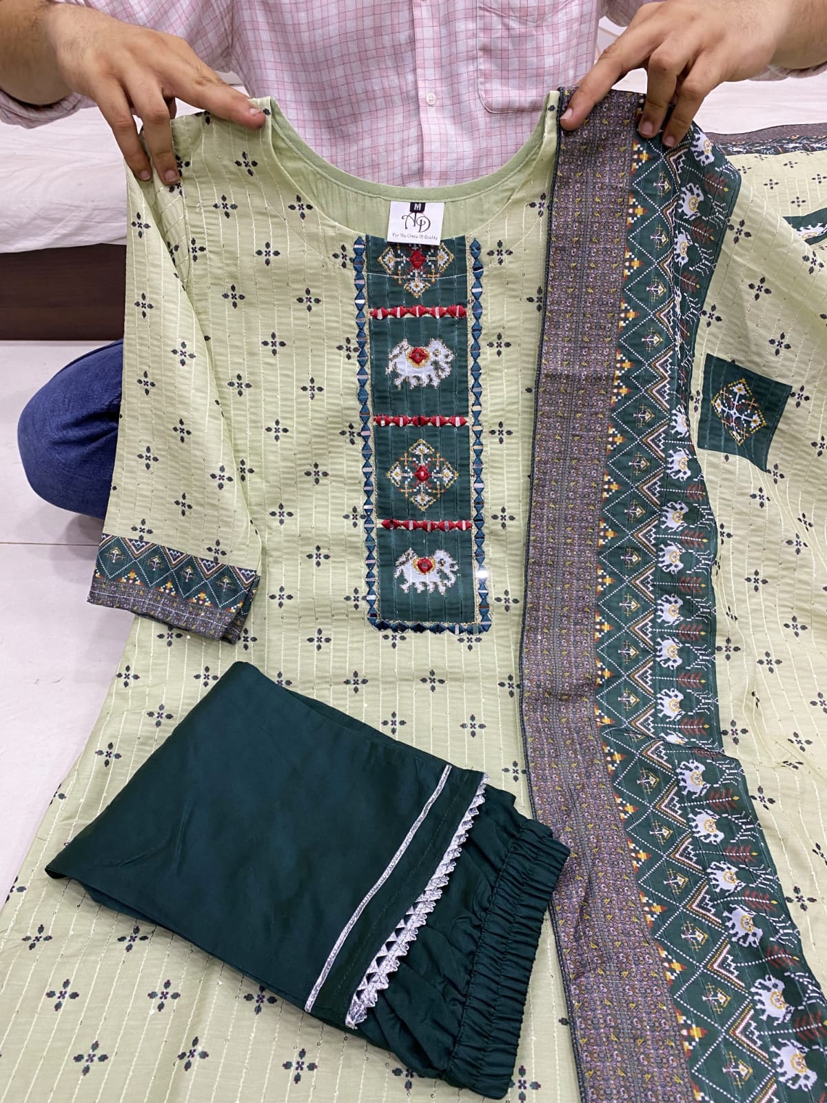 MUSLIN WITH SEQUENCE KURTI AND PANT Anant Tex Exports Private Limited