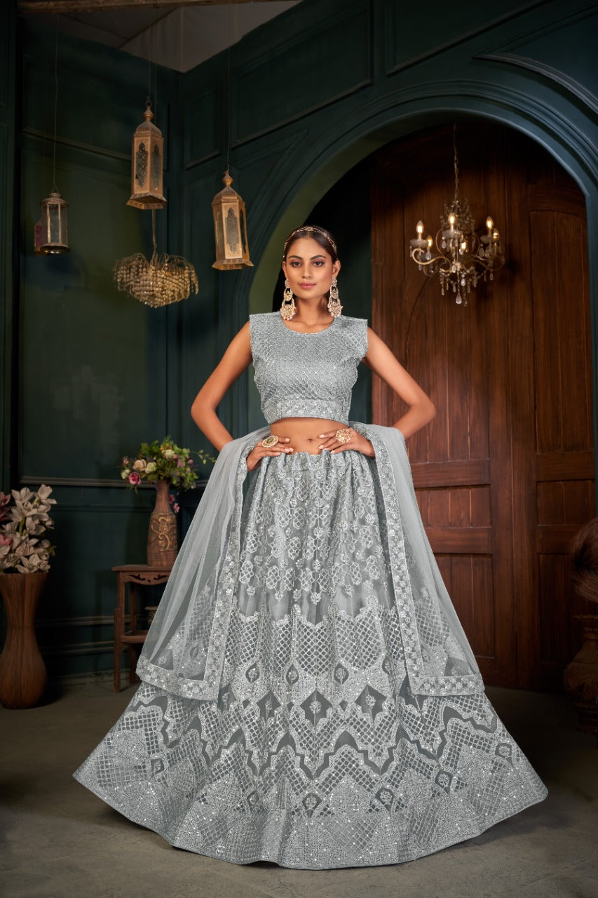 Zeeya Nafeeza shops Lehnga Choli