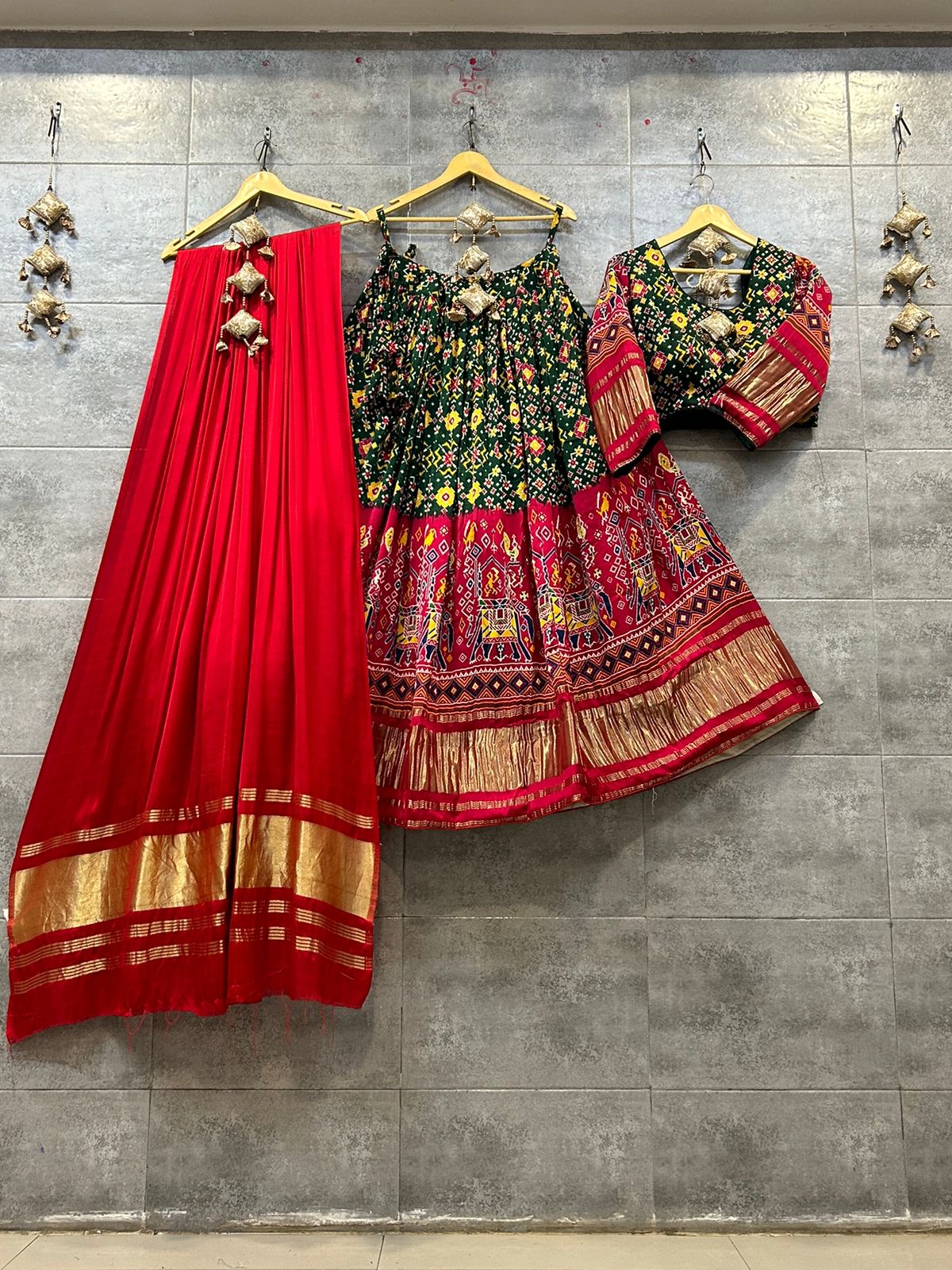 Party Wear Designer Pure Gaji Silk Chaniya Choli Anant Tex Exports Private Limited